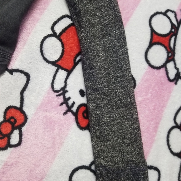 Lei jean jacket with hoodie + sleeves - Picture 6 of 11